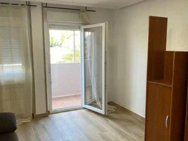 Apartamento en alquiler en Distrito III, Alcalá De Henares
