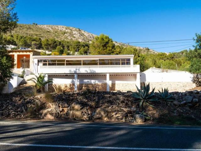 Local Comercial en venta en Alcalalí