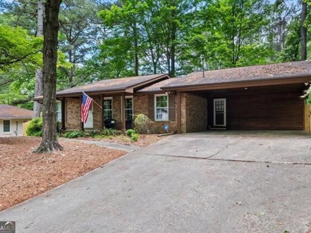 House for sale in Tucker