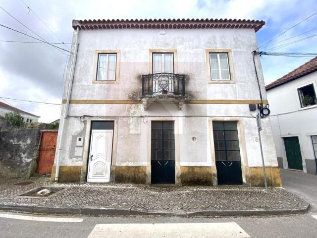 Casa venda em Alcanena, Santarém
