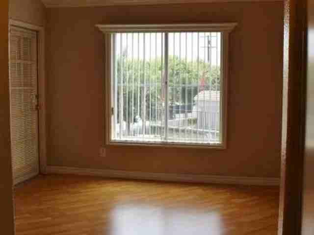 Apartment for rent in Rialto, California