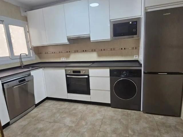 Apartamento en alquiler en Puente de Salia, La Axarquía