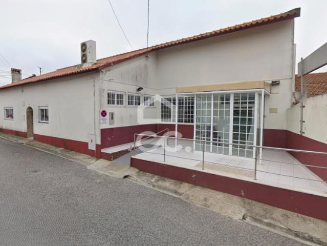 Loja venda em Alcobaça, Leiria