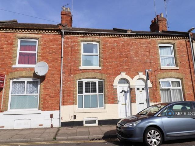 House for rent in Semilong, Northampton