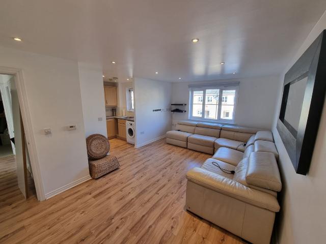 Apartment for rent in Elstree and Borehamwood, Borehamwood