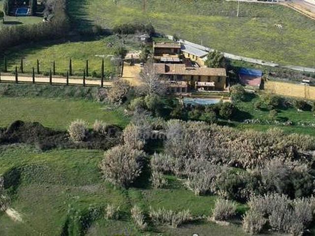 Casa en alquiler en Mairena Del Alcor, Andalucía