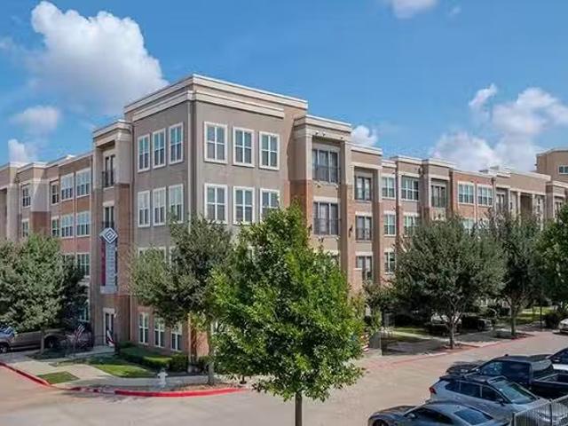 Condo for rent in Carrollton