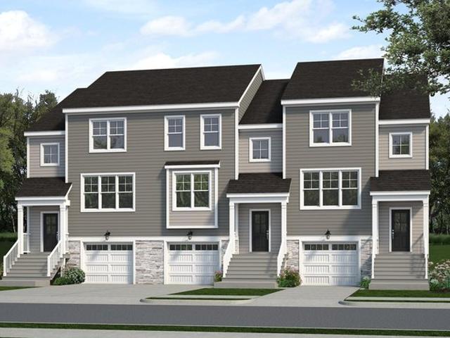 Townhouse for sale in Stonington, Connecticut