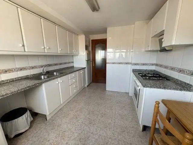 Apartamento en alquiler en Zona Alta, Alcoi / Alcoy