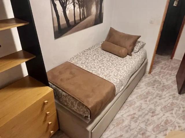 Apartamento en alquiler en La Serranía, Valencia