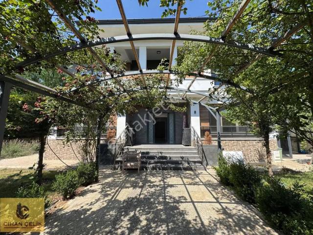 Selçuklu, Konya içerisinde satılık Villa