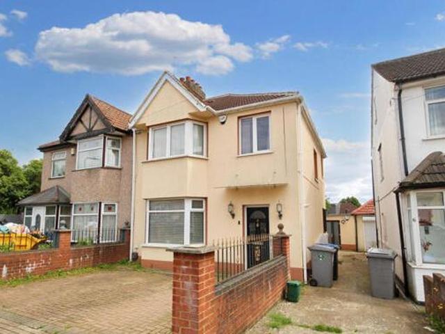 House for sale in Wembley, Greater London