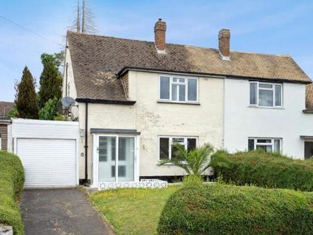 House for sale in Moneyhill, Batchworth