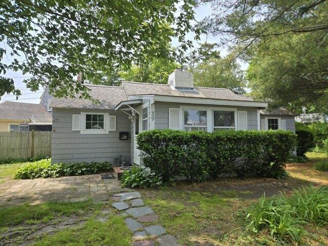 House for sale in Hyannis, Hyannis