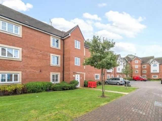 House for sale in Bushey