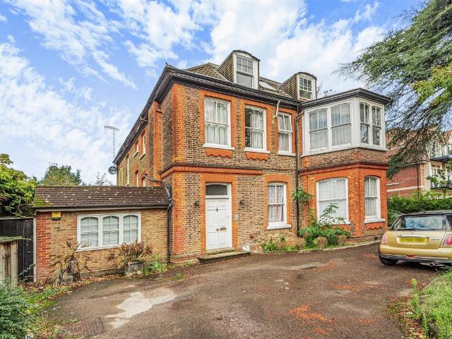Apartment for rent in Connaught Park, Bushey