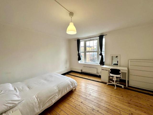 House for rent in Somers Town, Greater London
