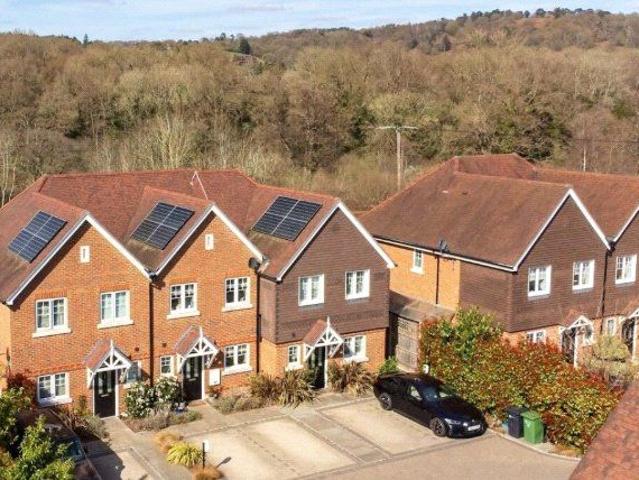 House for rent in Chilworth, Guildford