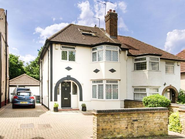 House for rent in London Borough of Brent, Greater London