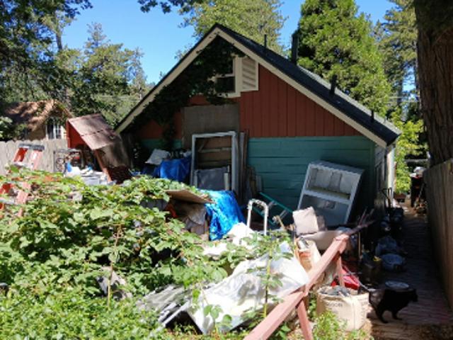 House for sale in Cedarpines Park, California