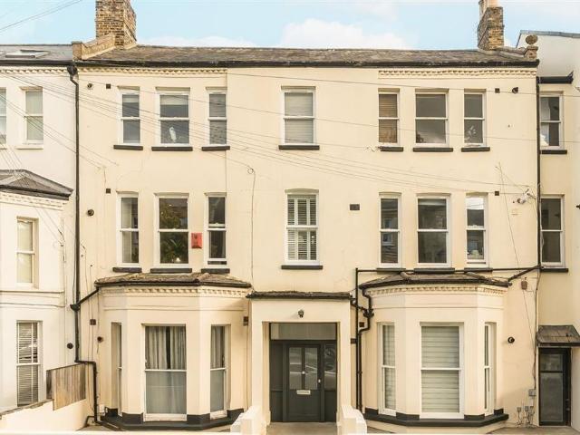 Apartment for rent in London Borough of Wandsworth, Greater London