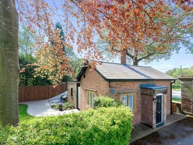 House for sale in Lyons, Greater London