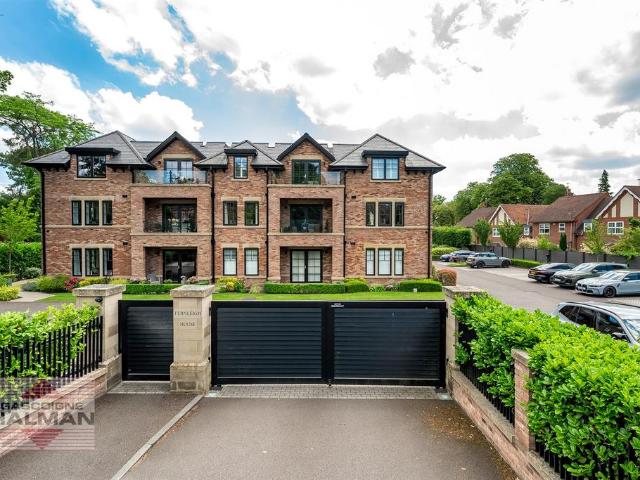 Apartment for rent in Fulshaw Park, Wilmslow