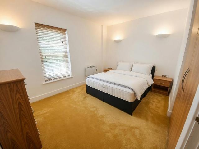 House for rent in East Greenwich, Greater London