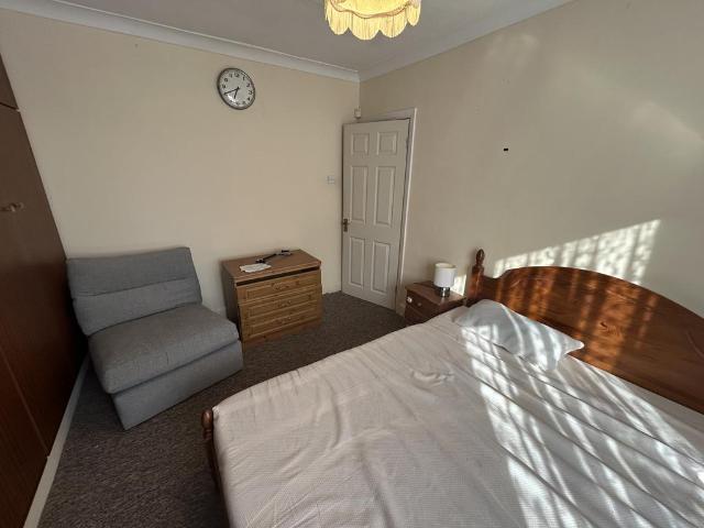 House for rent in London Borough of Ealing, Greater London