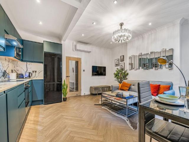 Apartment for rent in Pimlico, Greater London