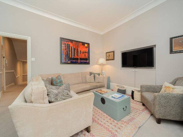 Apartment for rent in Pimlico, Greater London