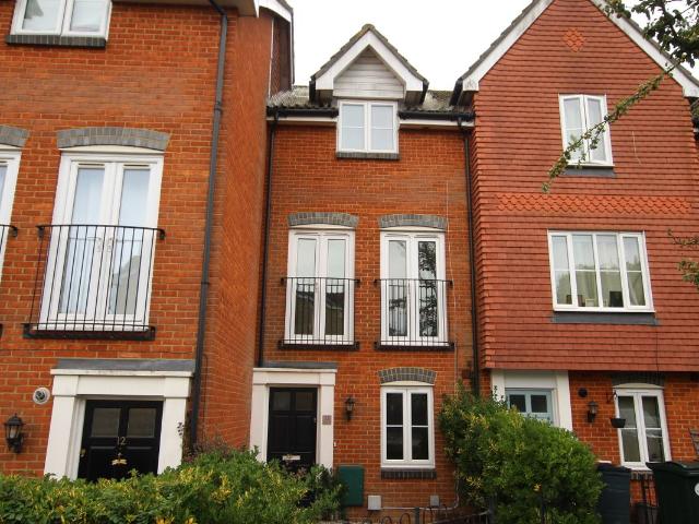 House for rent in Kennington Lees, Bridgefield