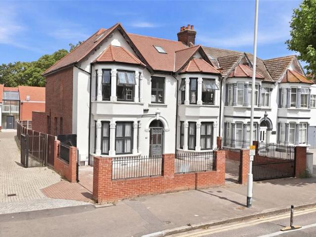 Apartment for rent in Greater London