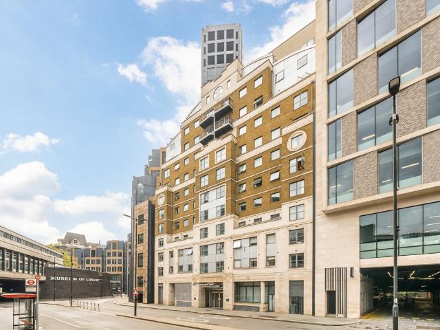 Apartment for rent in West Smithfield, Lyons