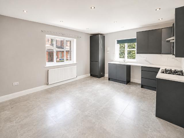 Apartment for rent in East End, Rushmoor