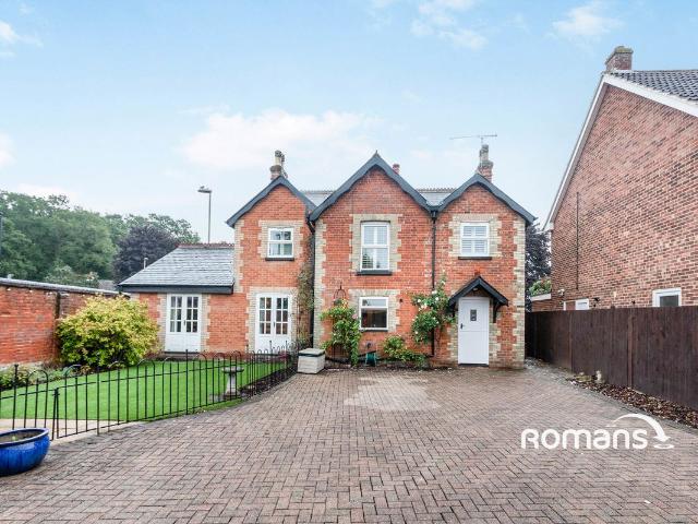 House for rent in Hart, Hampshire