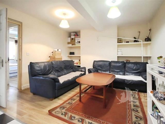 House for rent in Woodbridge Hill, Westborough