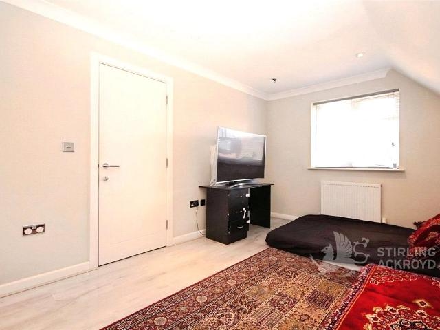 Room for rent in Woodbridge Hill, Westborough