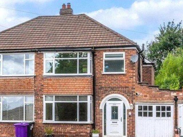 House for sale in Aldersley, Stockwell End