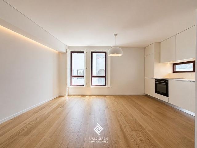 Apartamento alugar em Porto, Cedofeita