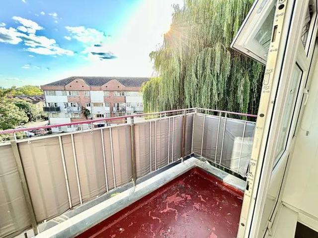 Apartment for rent in Highams Park, Greater London