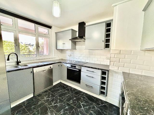 Apartment for rent in Highams Park, Greater London