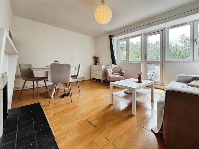 House for rent in Angel, Greater London
