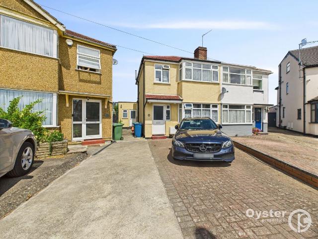 House for rent in Queensbury, Greater London