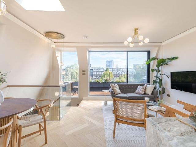 Apartment for rent in Maida Hill, Greater London