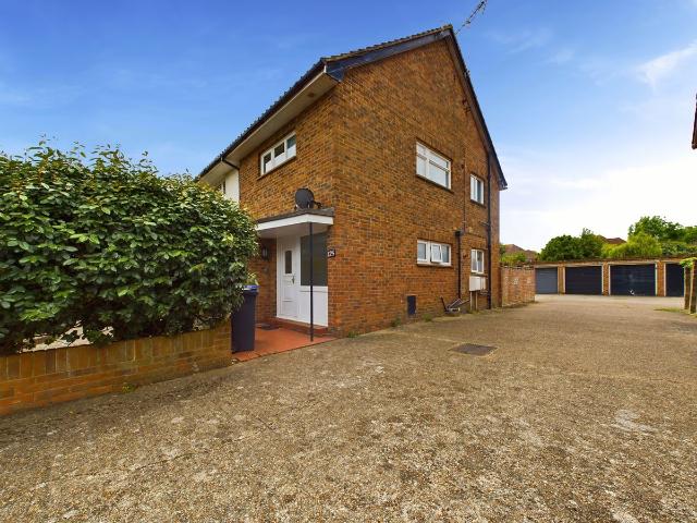 Apartment for rent in Worthing, West Sussex