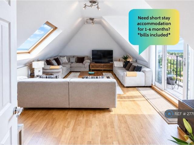 Apartment for rent in Rose Green, Arun