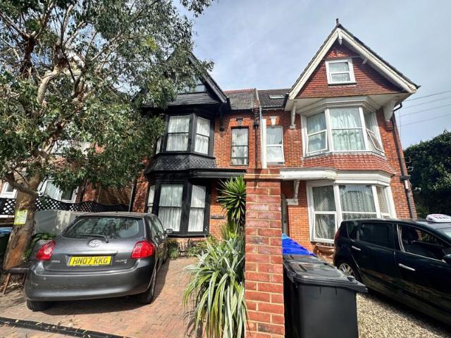 Apartment for rent in Clapham, West Sussex