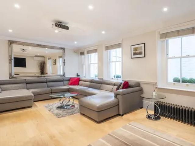 House for rent in Fitzrovia, Greater London