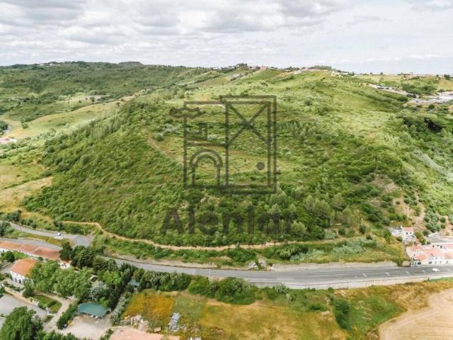 Terreno venda em Alenquer (Santo Estêvão e Triana), Alenquer
